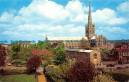 R157982 The Cathedral. Norwich - Mundo