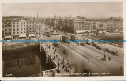 R157523 O Connell Street And Bridge. Dublin. Valentine. 1946 - Monde