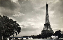 PARIS  La Tour Eiffel Et Le Pont D' Iena RV Beau Timbre 12F Legion D' Honneur - Tour Eiffel