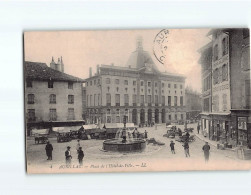 AURILLAC : Place De L'Hôtel De Ville - état - Aurillac