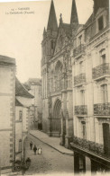 198.... La Cathédrale - Vannes