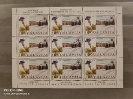 1983	Yugoslavia	Flowers 29 - Unused Stamps