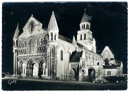 POITIERS - Église Notre-Dame De La Grande Illuminée - Poitiers