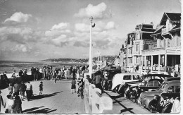 14 - Villers Sur Mer  La Digue  ** CPSM Animée ** Belles Automobiles Des Années '50 - Villers Sur Mer