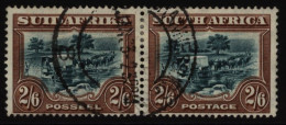 1927-30 P.14x13½ 2/6d Green & Brown Pair, VFU, SG.37a. (2) Cat. £700 - Altri & Non Classificati