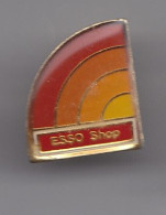 Pin's Esso Shop Arc En Ciel Réf 2939 - Brandstoffen