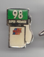 Pin's Total 98 Super Premier Pompe à Essence  Réf 2935 - Brandstoffen