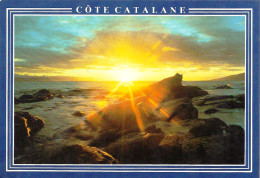 *CPM - Lumière Et Couleurs De La Cote Catalane - Tegenlichtkaarten, Hold To Light
