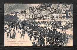 38 - GRENOBLE - Place De La Bastille, Le Jour Des Funérailles Du Soldat Mollier, Du 140è - 1909 (peu Courante) - Grenoble