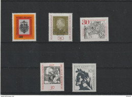RFA 1971 Yvert 522-523 + 533 + 540 + 549 NEUF** MNH Cote : 5,90 Euros - Unused Stamps