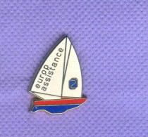 Rare Pins Europ Assistance Voilier Zamac P346 - Barche