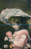 R157746 Old Postcard. Little Girl. 1909 - Monde