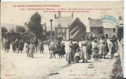 TOURLAVILLE - La Place - La Vieille Croix De Granit - Autres & Non Classés