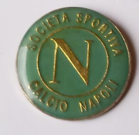 XX231 Pin's Football Foot N Sociéta Sportiva Calcio Napoli Naples Italie Italia Achat Immédiat - Football