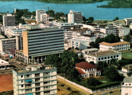 CPM - ABIDJAN - Vue Aérienne Sur Le Plateau - Photo JC.Nourault - Edition Barnoin - Ivory Coast