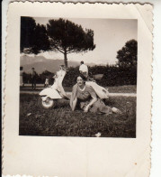 RAGAZZA CON MOTO MOTORCYCLE LAMBRETTA - FOTO ORIGINALE - Autres & Non Classés