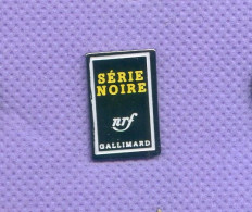 Rare Pins Presse Serie Noire Gallimard P470 - Médias