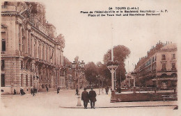 TOURS   - ( 37 ) -  Place De L'hotel De Ville - Tours