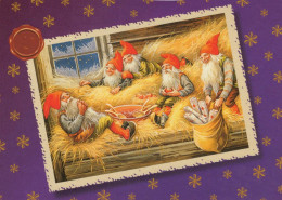 PÈRE NOËL Bonne Année Noël GNOME Vintage Carte Postale CPSM #PBA674.A - Santa Claus