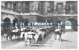 R159398 Royal Horse Guards Changing Guard. Whitehall. London. Valentine. Silvere - Sonstige & Ohne Zuordnung