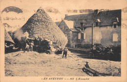 En AVEYRON - L'Escoudré - Machine à Battre, Batteuse - Voyagé (2 Scans) - Other & Unclassified