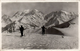 N°3924 W -cpsm Megève -vue Sur Le Mont Blanc- - Megève