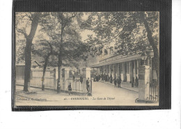 50- CHERBOURG- Une Vue Animée De La " GARE Du DEPART " - Cherbourg