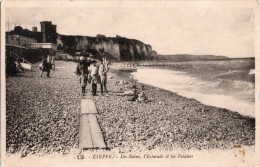 DIEPPE ( 76 ) - Les Bains , L'Estacade Et Les Falaises - Dieppe