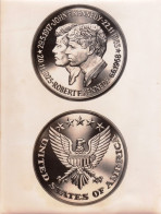 Photo De Presse -07/ 1968 - Photo D'une Medaille A La Mémoire Des Freres KENNEDY - Sonstige & Ohne Zuordnung