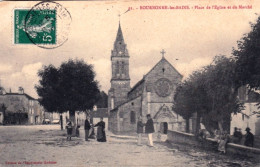 52 - BOURBONNE Les BAINS - Place De L'église Et Du Marché - Bourbonne Les Bains