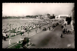 AUTOMOBILES - VOITURES AU SABLES D'OLONNE - Voitures De Tourisme