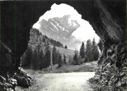 73 - Savoie - Col Des Aravis - Le Tunnel Après La Giettaz Et Le Pic De L'Etale 2483 M - Mention Photographie Véritable - - Sonstige & Ohne Zuordnung