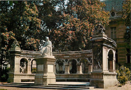 59 - Valenciennes - Monument Jean Froissart - CPM - Voir Scans Recto-Verso - Valenciennes