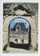 Saint Aignan Sur Cher : L'entrée Du Château (n°7329 Valoire) - Saint Aignan