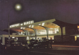 BANGUI (République Centrafricaine): Aéroport De Bangui, Vue De Nuit - Centraal-Afrikaanse Republiek