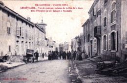 54 -   GERBEVILLER : Vue De Quelques Maisons Rue De La Gare Et Hospice Epargné Par L'incendie - Gerbeviller