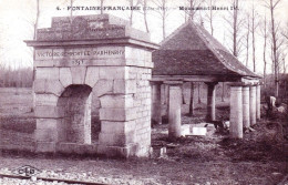 21 -  FONTAINE FRANCAISE -  Monument Henri IV - Lavoir - Autres & Non Classés