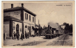 FERROVIE - STAZIONI CON TRENI - MALNATE - LA STAZIONE - VARESE - 1935 - Vedi Retro - Formato Piccolo - Stations With Trains