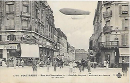 CPA Paris  Rue De Charenton Le Clément-Bayard évoluant Au-dessus Du XIIe Arrondissement - Paris (12)