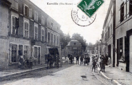 52  EURVILLE   UNE RUE ANIMEE - Other & Unclassified