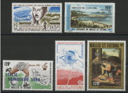 Wallis Et Futuna POSTE AERIENNE 1982 PA N° 117 118 119 120 121 Neufs ** (MNH). Cote 20.7 €. Qualité TB - Nuevos