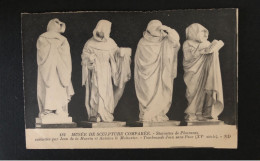 Paris - Musée De La Sculpture Comparée - Statuettes De Pleurants - 75 - Musées