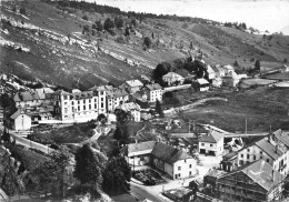 25-LA-CLUSE-ET MIJOUX- LE CENTRE DU PAYS LA MAIRIE LES ECOLES VUE DU CIEL - Sonstige & Ohne Zuordnung