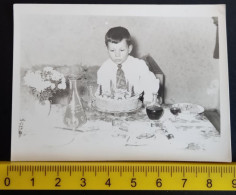 #21     Anonymous Persons - Enfant Child - Boy With Birthday Cake - Anonymous Persons