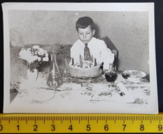 #21     Anonymous Persons - Enfant Child - Boy With Birthday Cake - Anonymous Persons