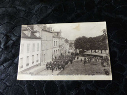 C-266 , Nanteuil Le Haudouin, Place De L'Hôtel De Ville , Défilé Du 128e De Ligne - Nanteuil-le-Haudouin