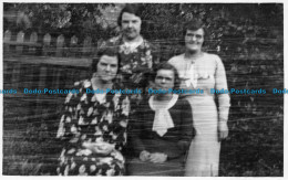 R159802 Old Postcard. Four Women - Monde