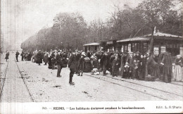 REIMS - Les Habitants émigrent Pendant Le Bombardement - Reims