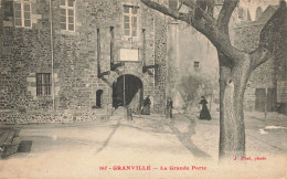 CPA Granville-La Grande Porte   L2953 - Granville