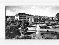 BRIVE : Le Square Charles Bondy Et La Poste - état - Brive La Gaillarde